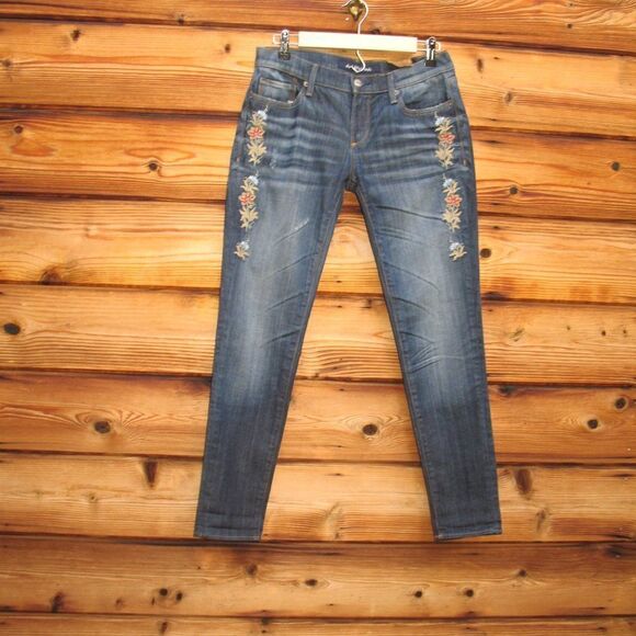 NWT Driftwood Embroidered Dark Denim Skinny Jeans - Picture 1 of 9